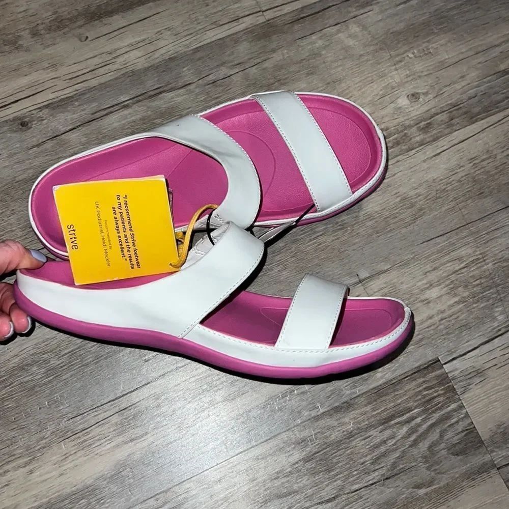 Struve Sandals
